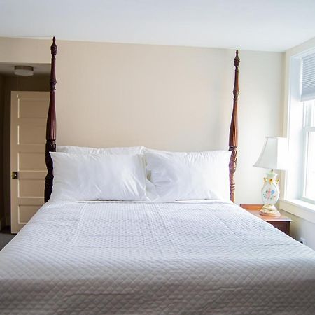 The General Stanton Inn ชาร์ลสทาวน์ ภายนอก รูปภาพ