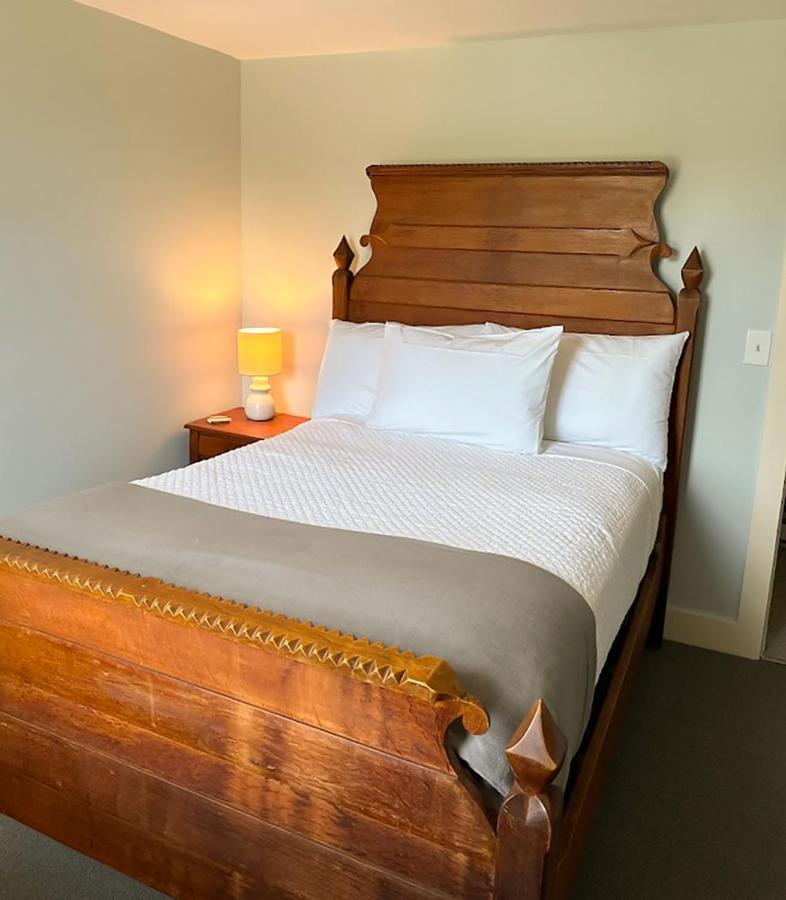 The General Stanton Inn ชาร์ลสทาวน์ ภายนอก รูปภาพ